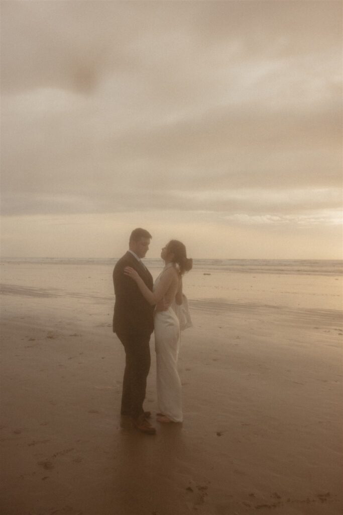 How to Plan a Romantic Cannon Beach Elopement (Inspired by This Stunning Styled Shoot)