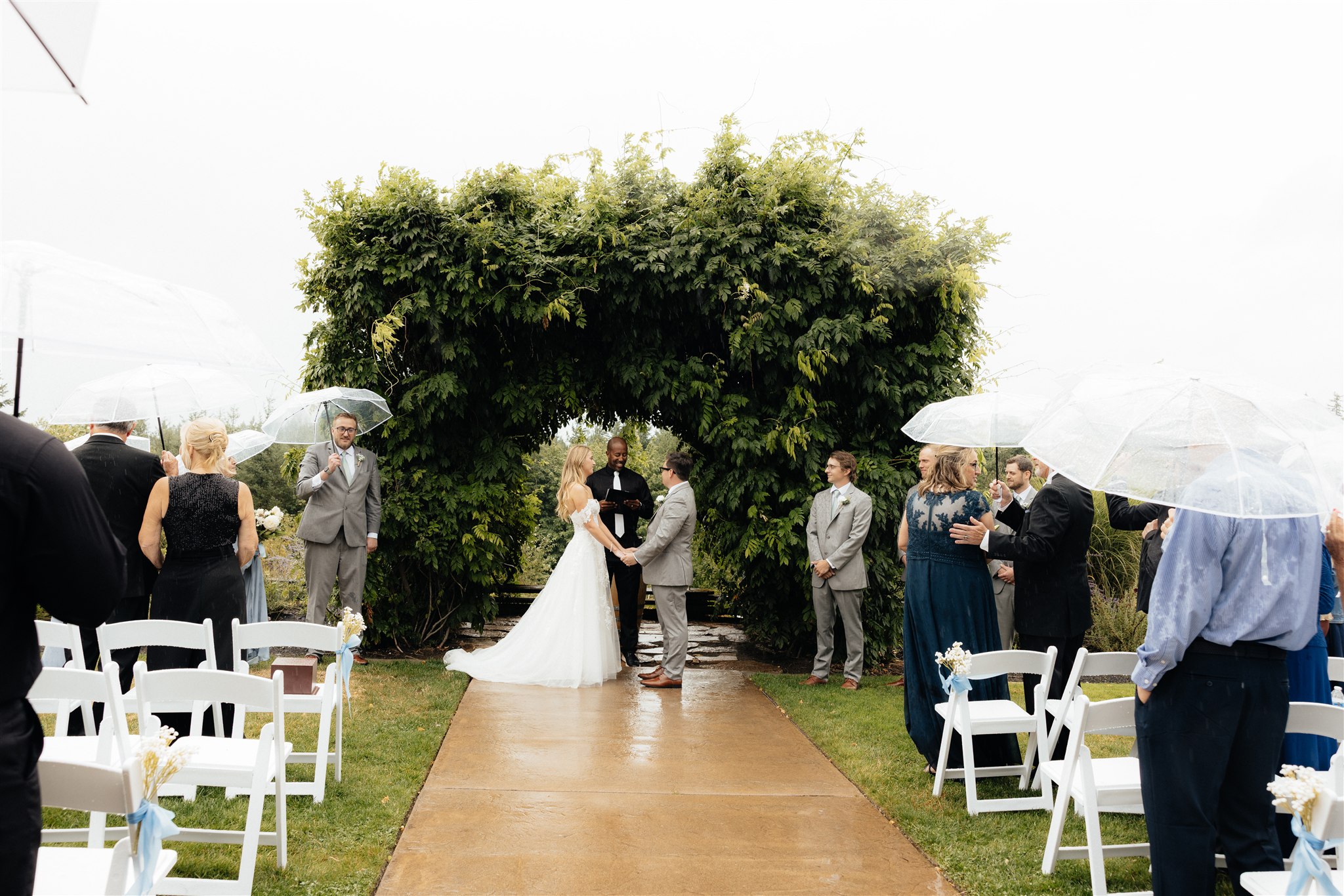 Why a Hillside Farms Wedding Is Perfect: Even on a Rainy Day!