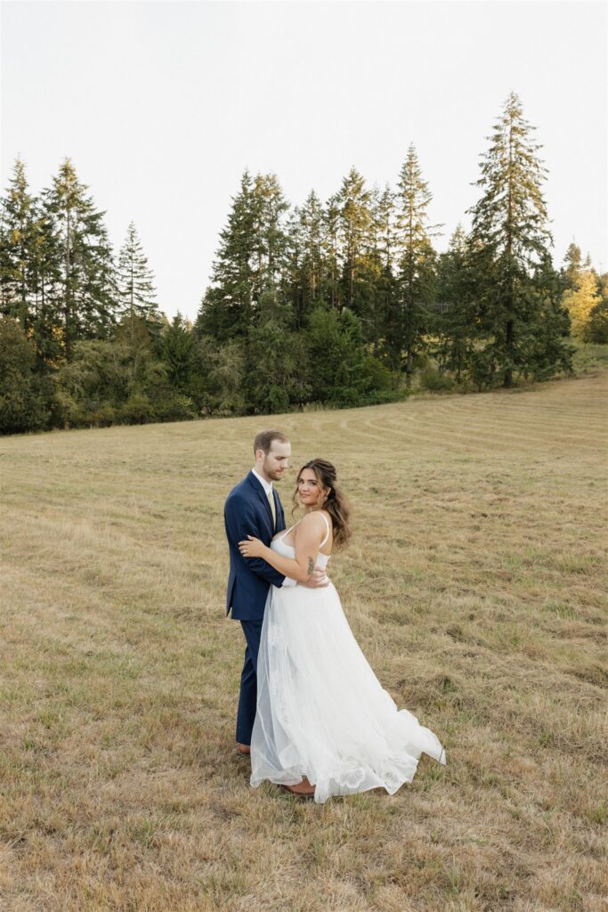 Ella & Andrew’s Orchard at Sunshine Hill Wedding With the Most Iconic Getaway Car