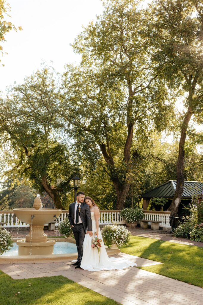 Lairmont Manor Wedding Guide: Why This Bellingham Venue Is a Dream for Film-Inspired Photos