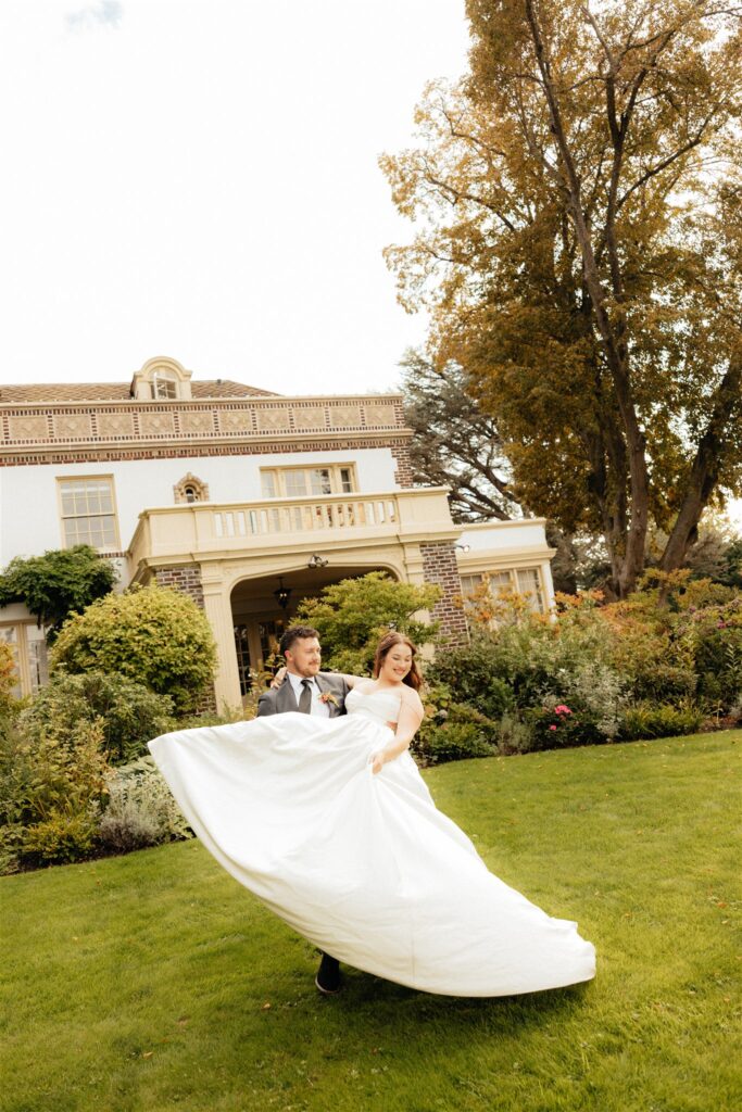 bride and groom at their elegant bridal photo session