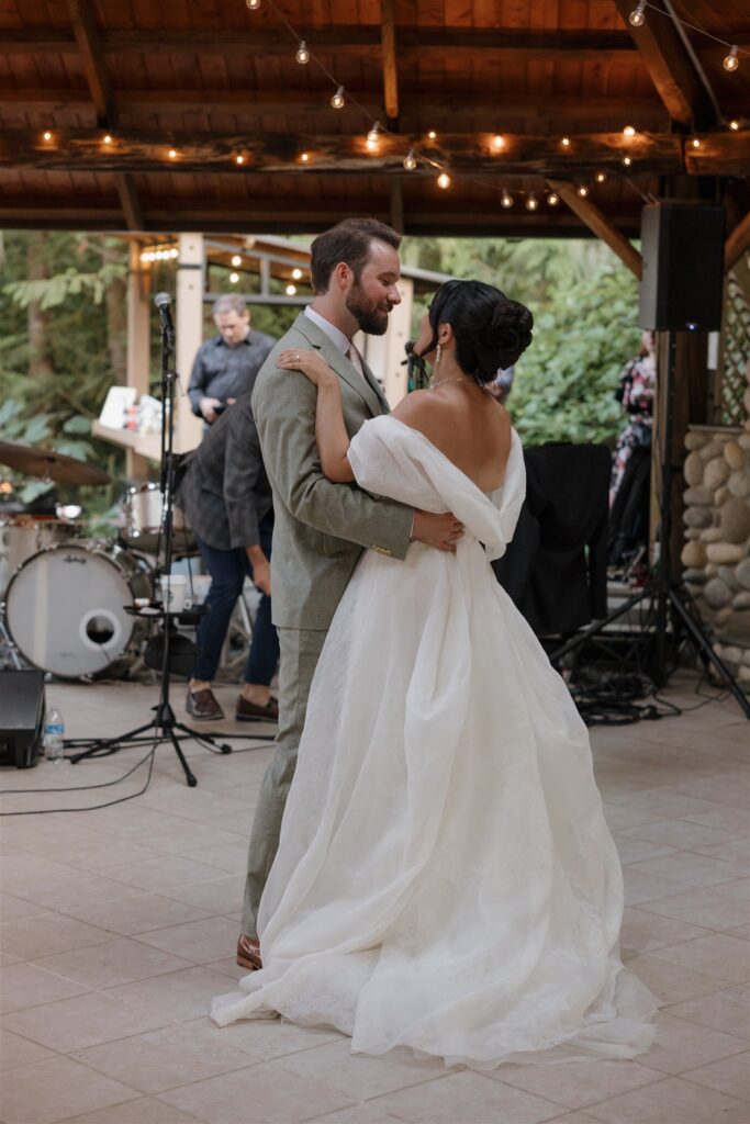 Lena & Kevin’s Cedar Springs Wedding in Port Orchard, Washington