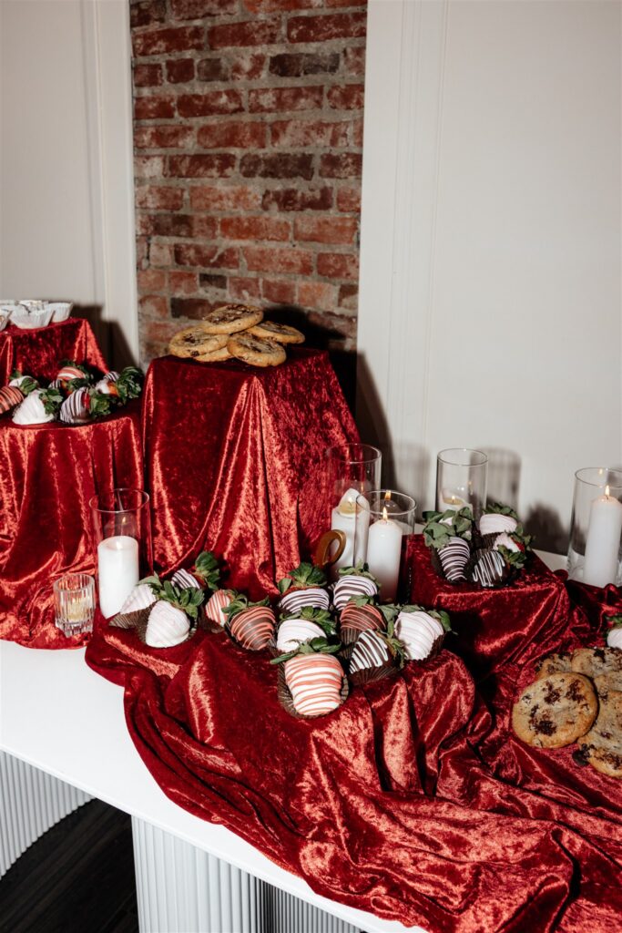 A Romantic Valentine’s Day Wedding at The Bindery in Washington with Editorial Flash & Candlelit Vibes