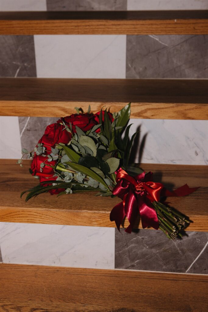 stunning picture of the wedding bouquet