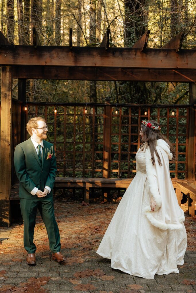 Grooming emotional during their first look