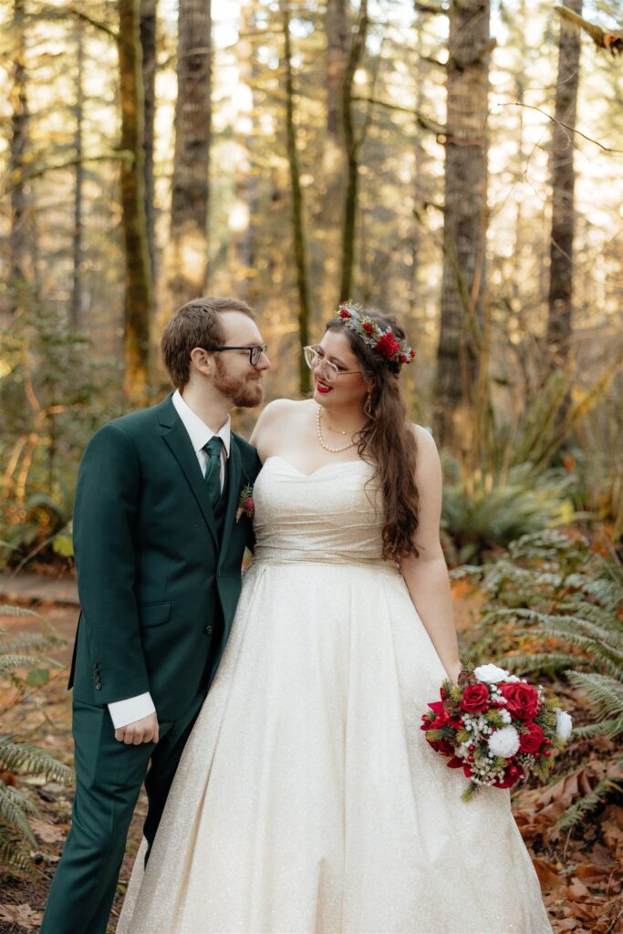 PNW Woodsy Christmas Wedding at Anderson Lodge in Ariel, Washington