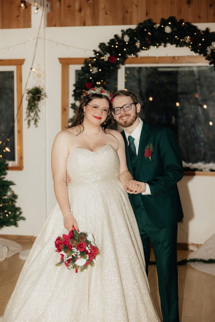 PNW Woodsy Christmas Wedding at Anderson Lodge in Ariel, Washington