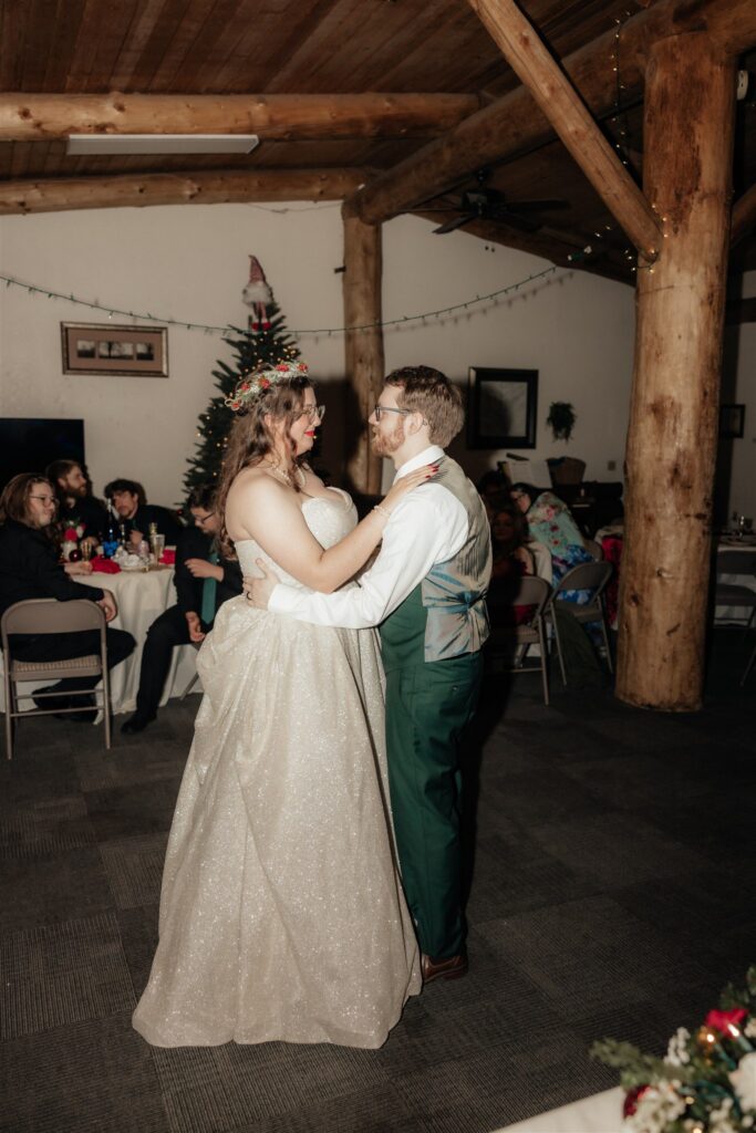 PNW Woodsy Christmas Wedding at Anderson Lodge in Ariel, Washington