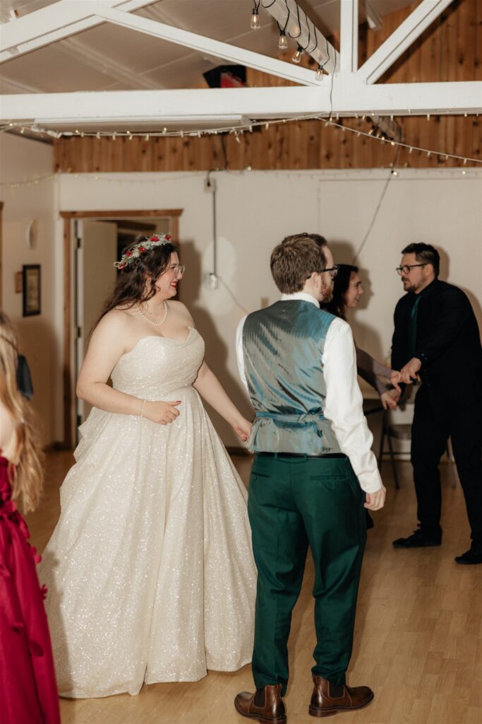 PNW Woodsy Christmas Wedding at Anderson Lodge in Ariel, Washington