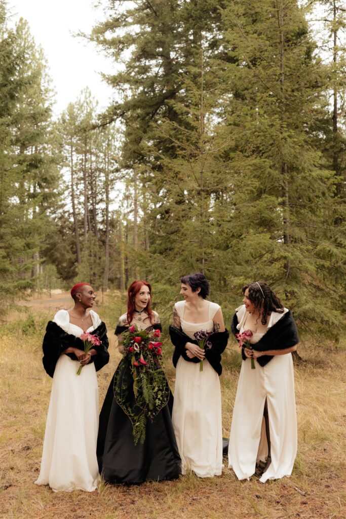 Cute picture of the bride and her bridesmaids