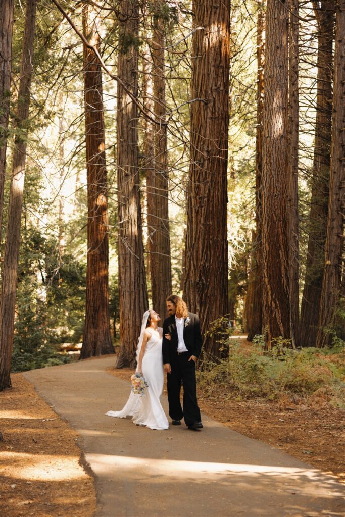 The Best Yosemite Elopement Photo Locations for Unreal Wedding Portraits