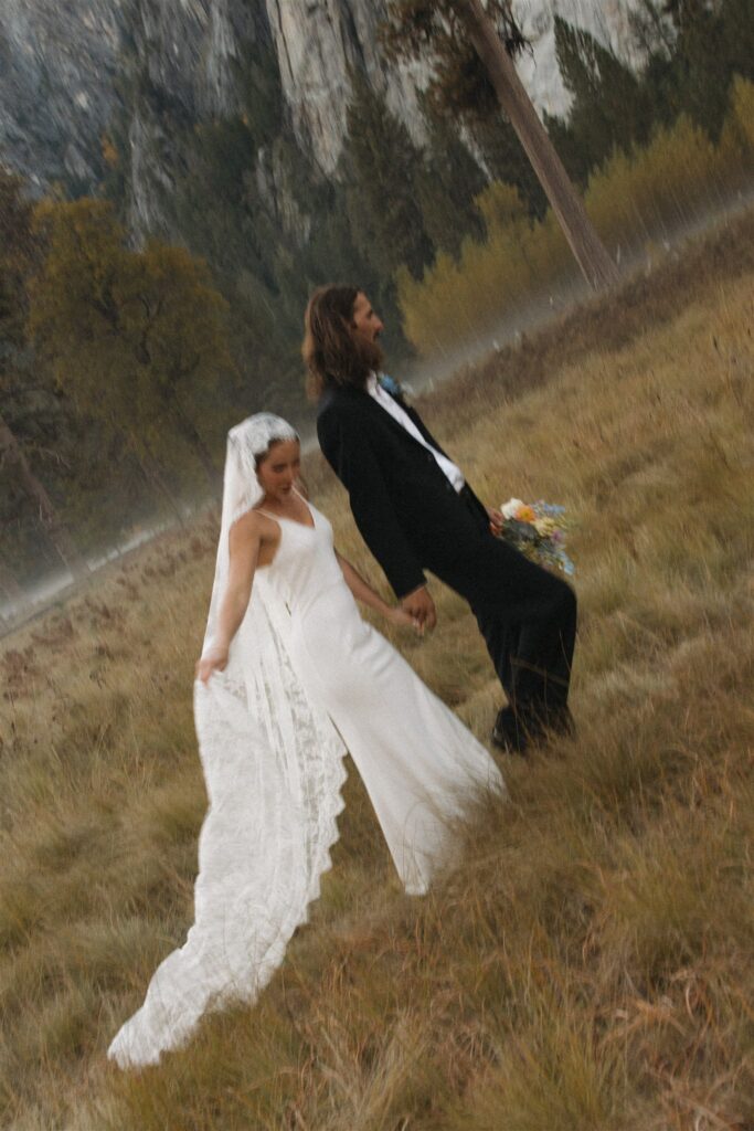 Playful bridal photos in Yosemite national Park