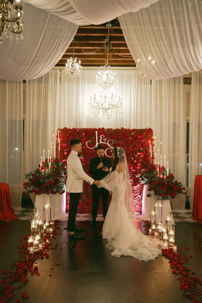 A Romantic Valentine’s Day Wedding at The Bindery in Washington with Editorial Flash & Candlelit Vibes