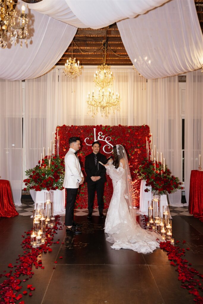 A Romantic Valentine’s Day Wedding at The Bindery in Washington with Editorial Flash & Candlelit Vibes