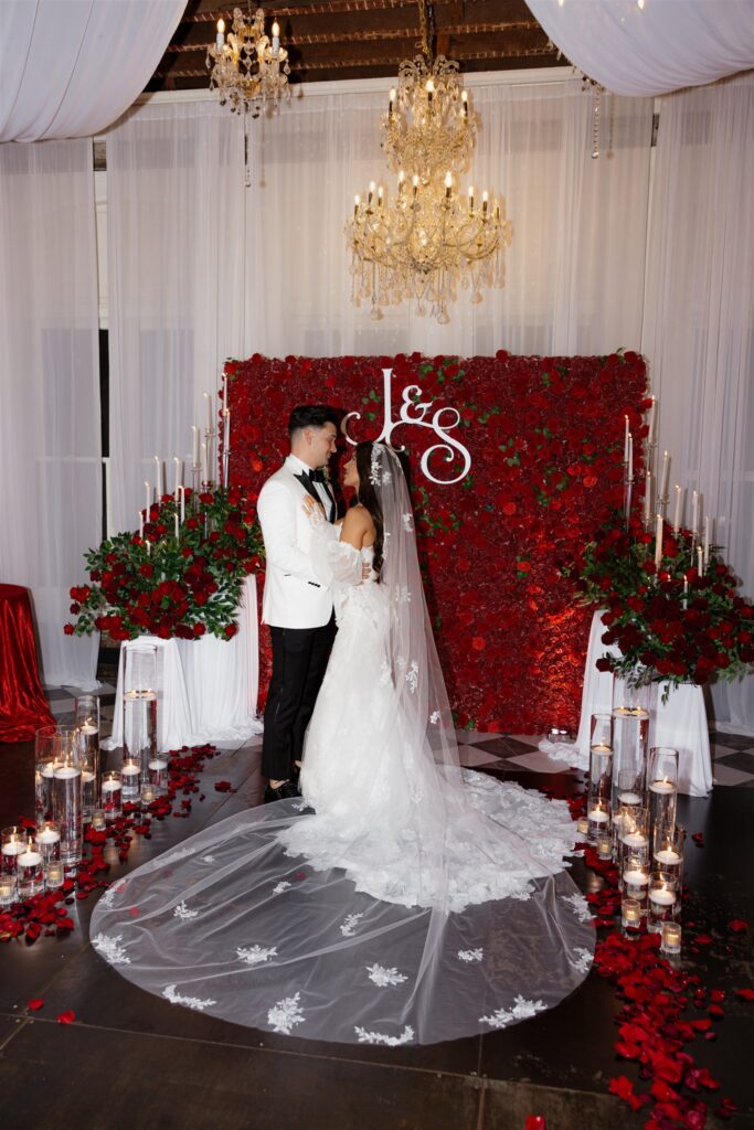 A Romantic Valentine’s Day Wedding at The Bindery in Washington with Editorial Flash & Candlelit Vibes