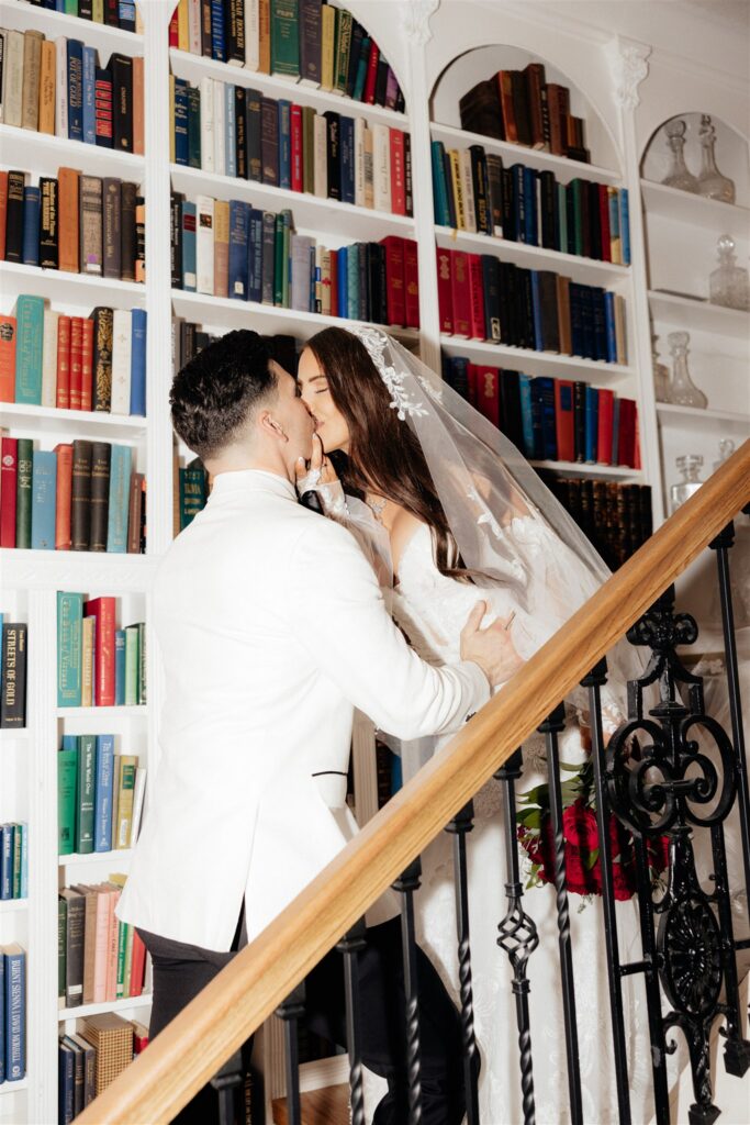 cute picture of the newlyweds kissing