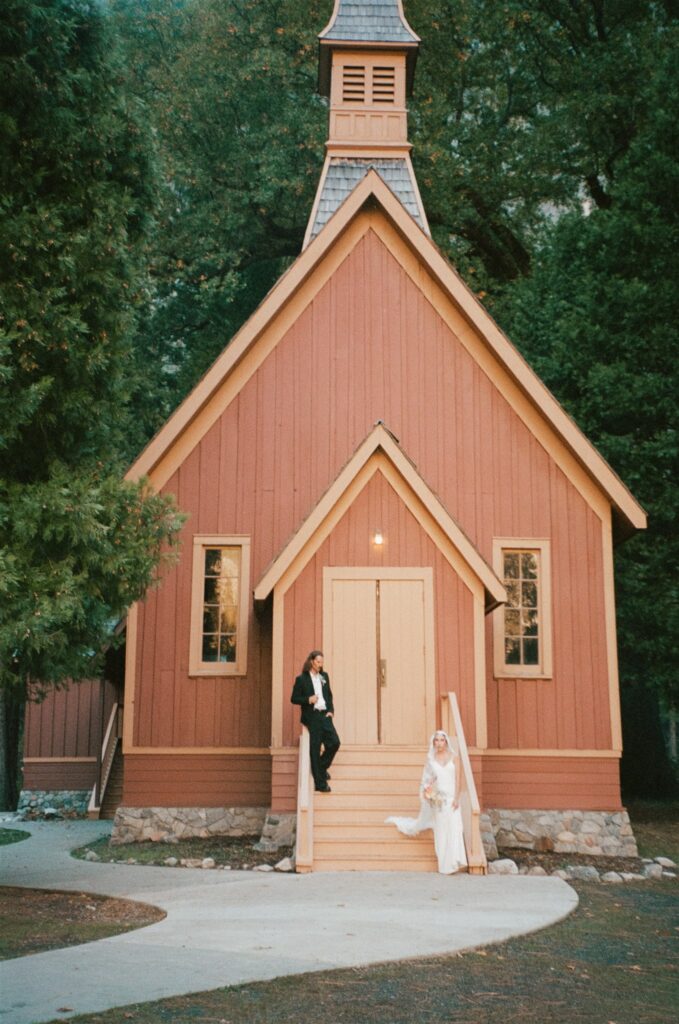 bride and groom at their dream bridal session in yosemite