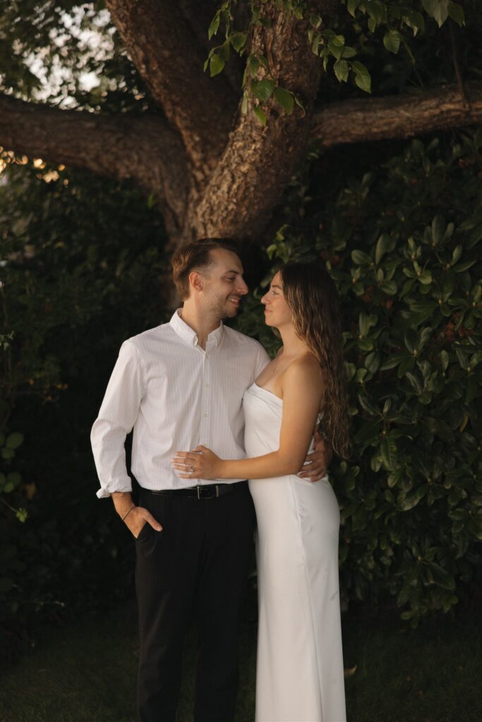 This Woodmark Hotel Engagement Session in Kirkland Felt Straight Out of a Romance Movie