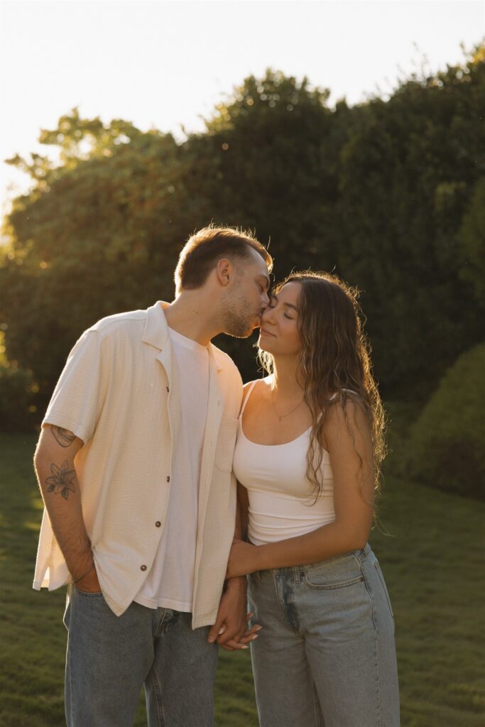 romantic golden hour portraits in washington