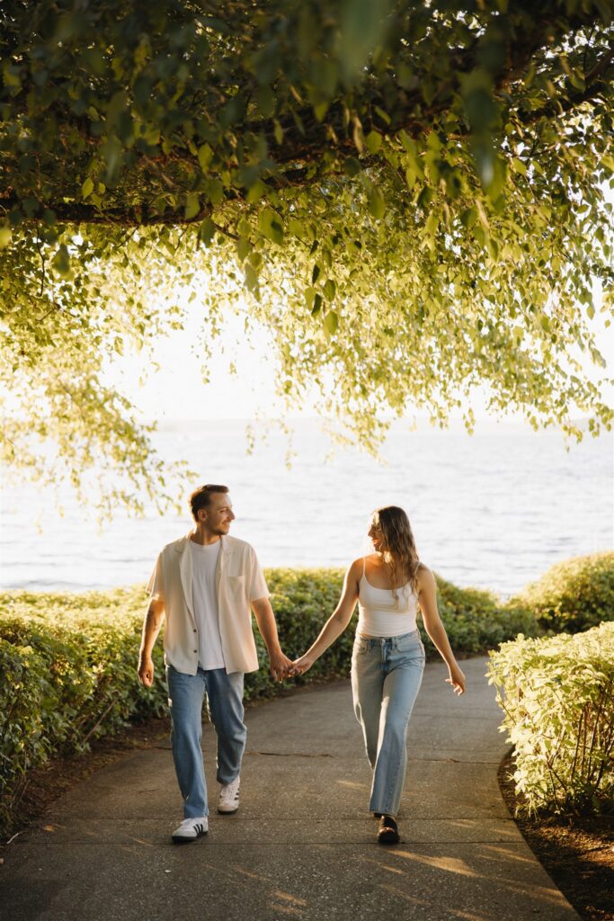 This Woodmark Hotel Engagement Session in Kirkland Felt Straight Out of a Romance Movie