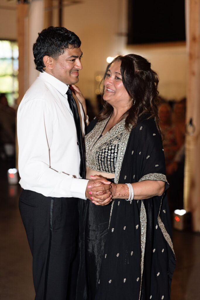 Planning a Wedding at Liljebeck Farms? Here's What a 10-Hour Wedding Day Can Look Like