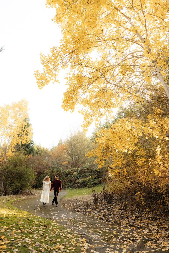 moody fall engagement session in WA
