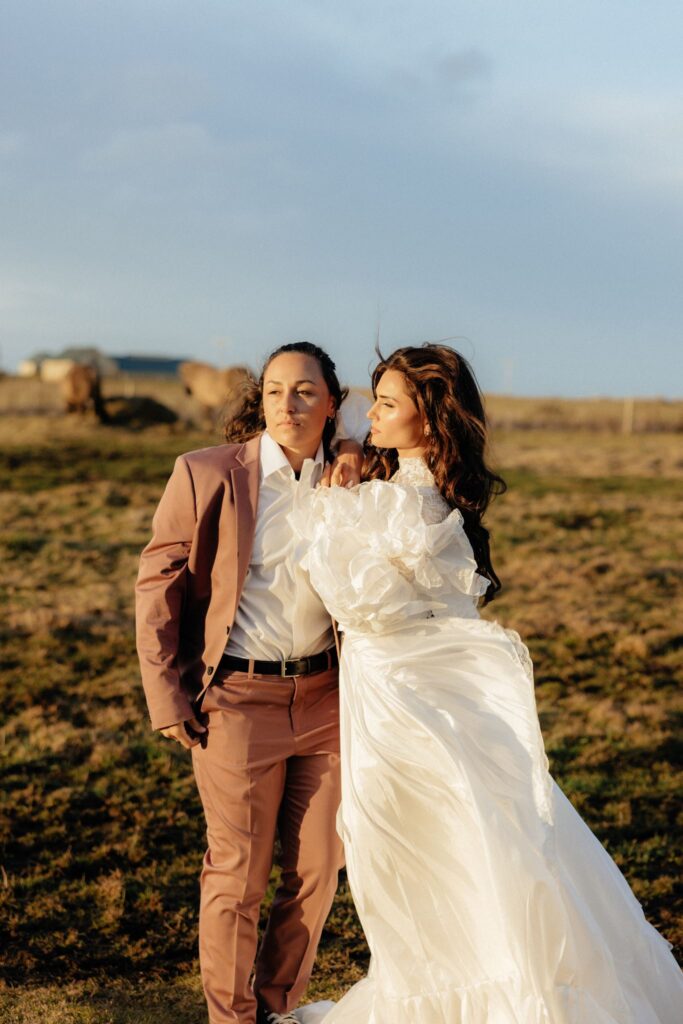 golden hour couple portraits in iceland