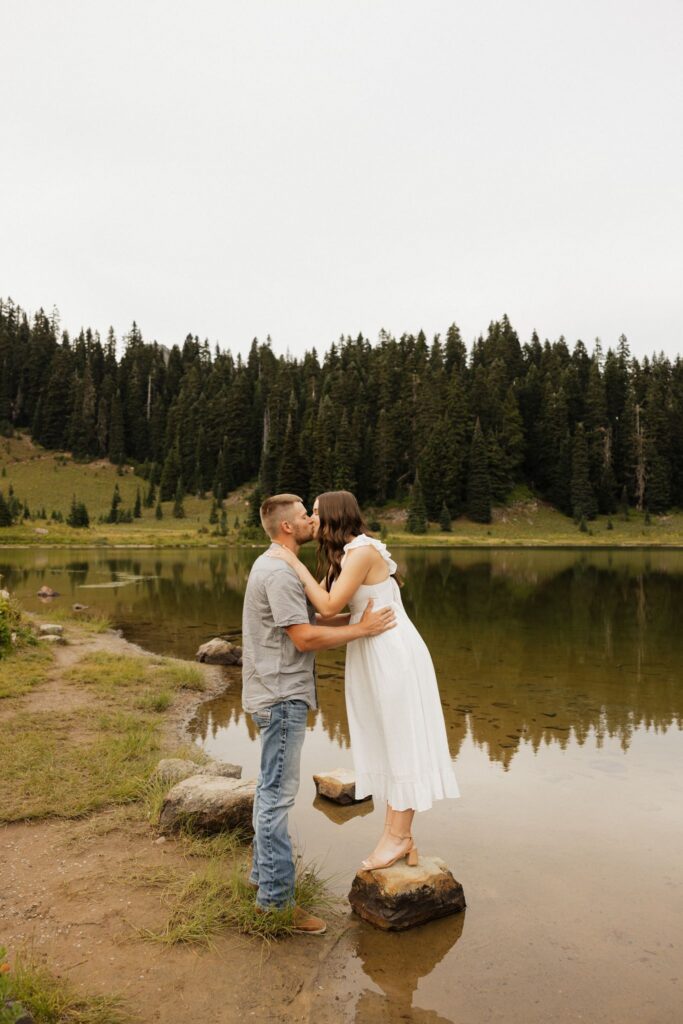 10 Best Engagement Session Locations in Richmond, VA (and Nearby Hidden Gems)
