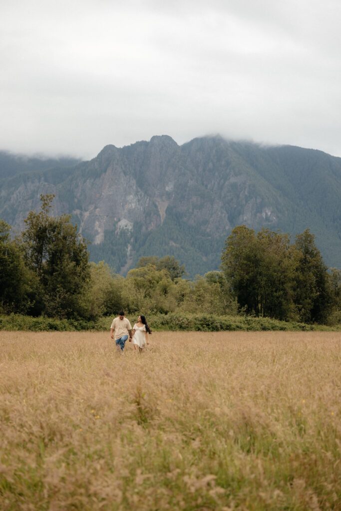 Moody Couples Photos at Elk Fields in North Bend, Washington