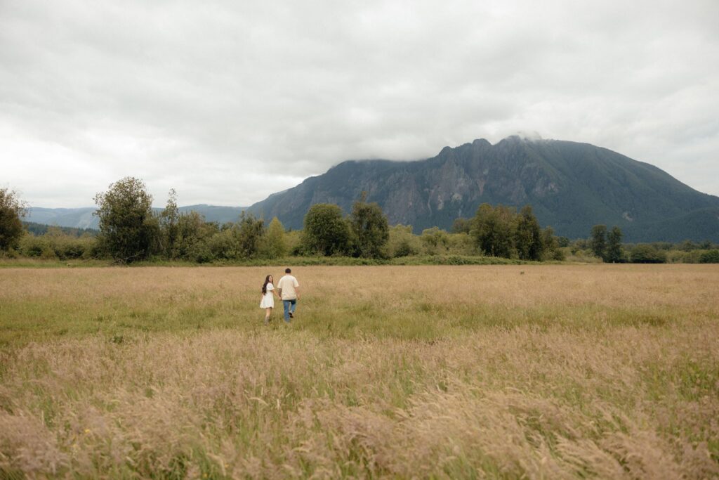 Moody Couples Photos at Elk Fields in North Bend, Washington