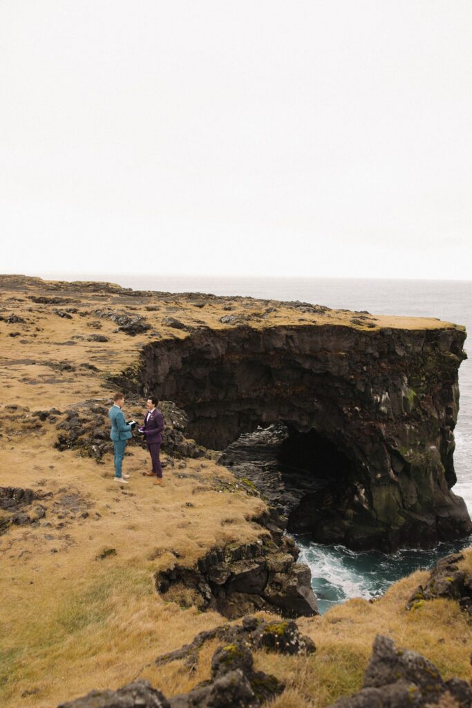 An Iceland Elopement Adventure | How to Turn Your Elopement Into a Multi-Day Experience