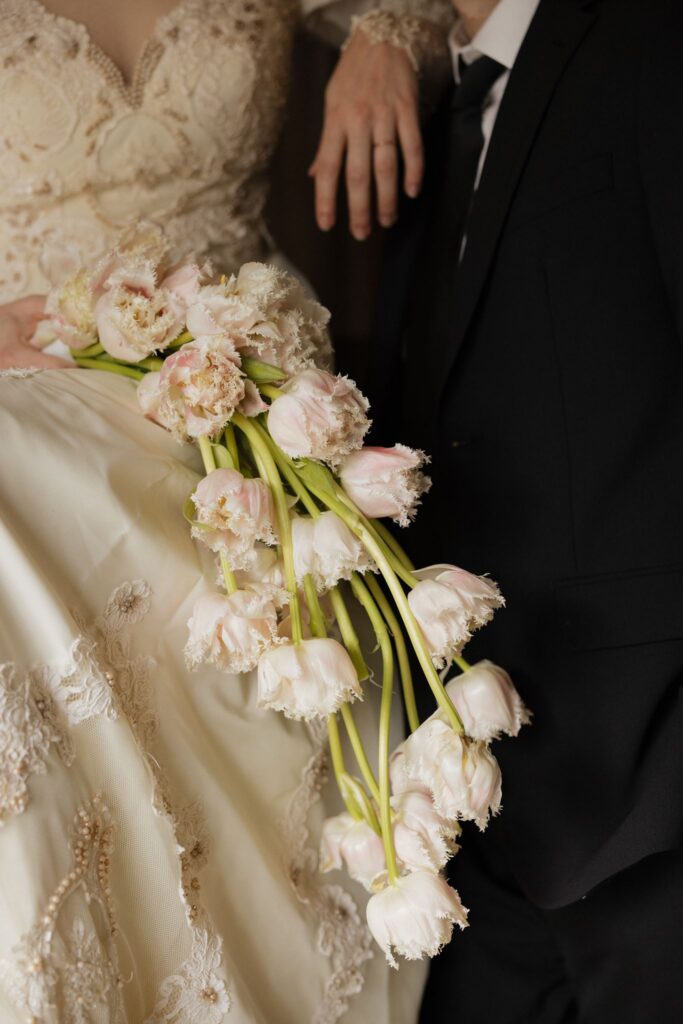 beautiful picture of the wedding bouquet