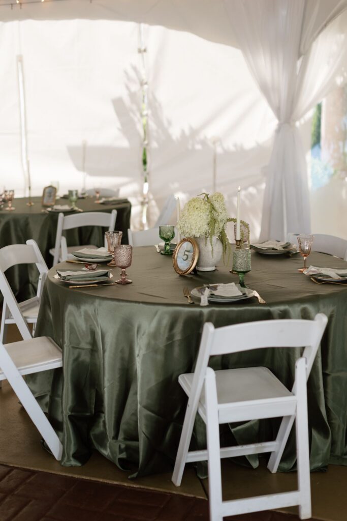 elegant and timeless wedding reception