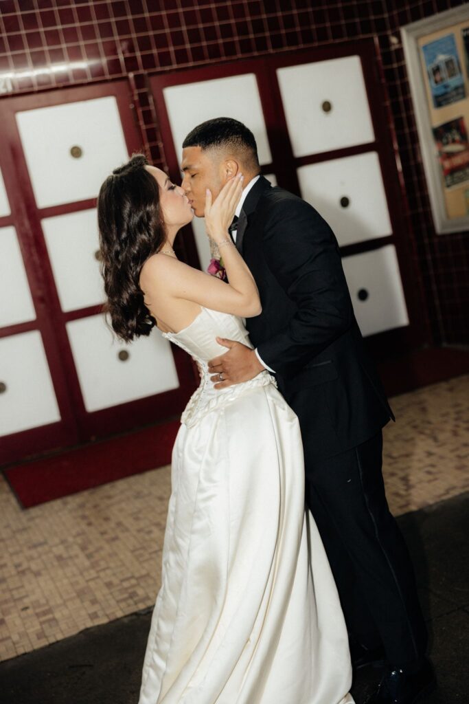 cute picture of the bride and groom, kissing