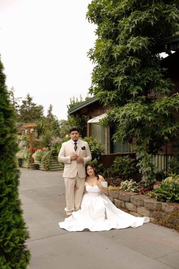 bride and groom at their dream session