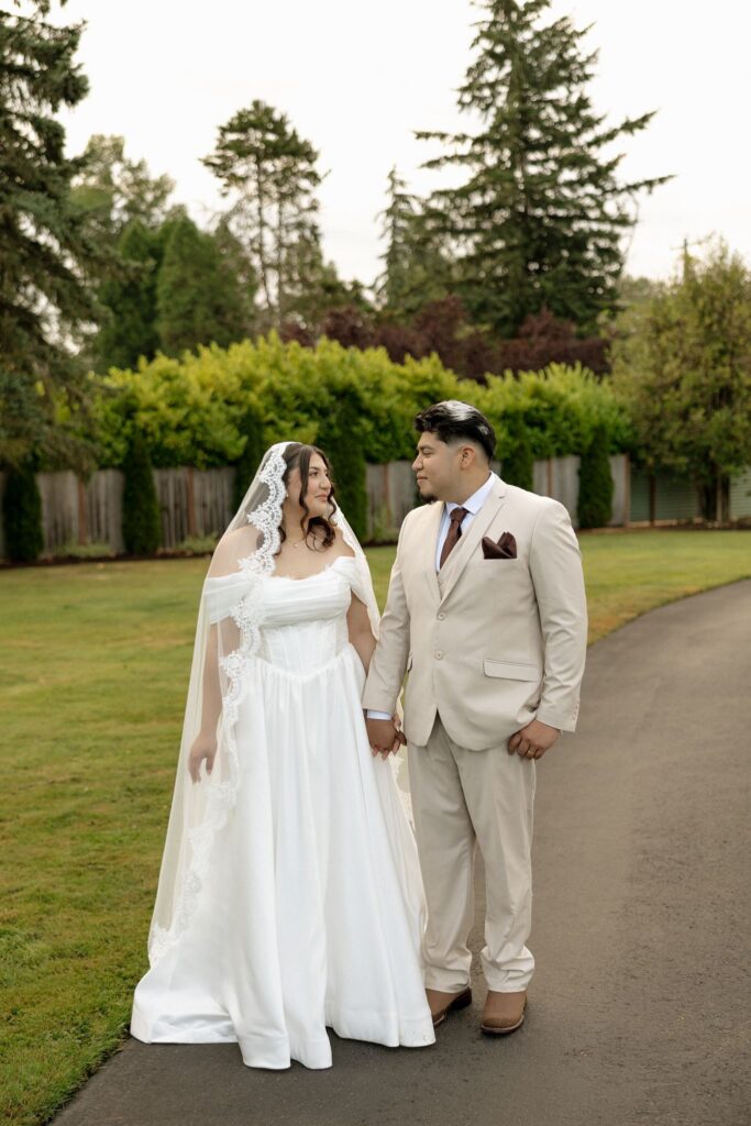 romantic and timeless bridal portraits in VA